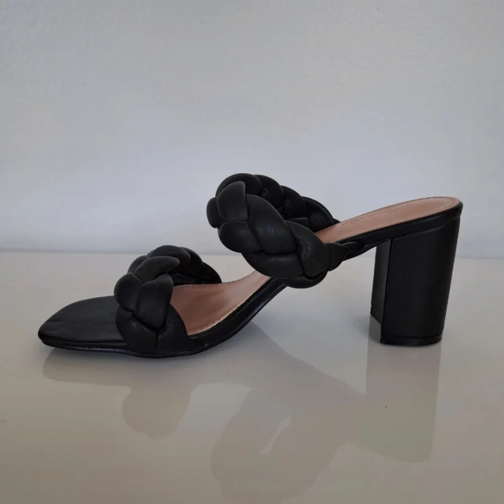 Envy Size 39 Uk 6 Black 'Knot To Miss' Braided Faux Leather Heel Sandals, Mules. - Picture 8 of 14